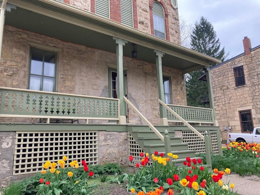 Abe'S Spring Street Guest House Galena Exterior photo
